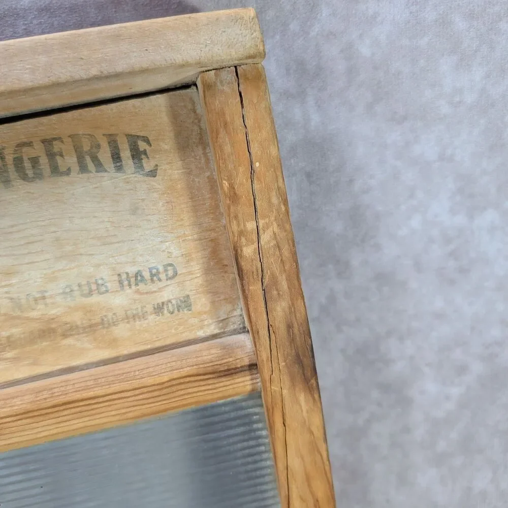 National Washboard Co No 863 The Glass King Lingerie Wash Board Wooden Frame